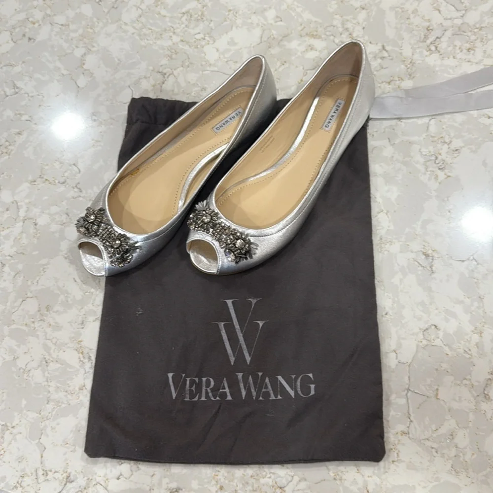 Vera Wang Size 7.5 Ballet Falts never been worn. - Picture 7 of 7
